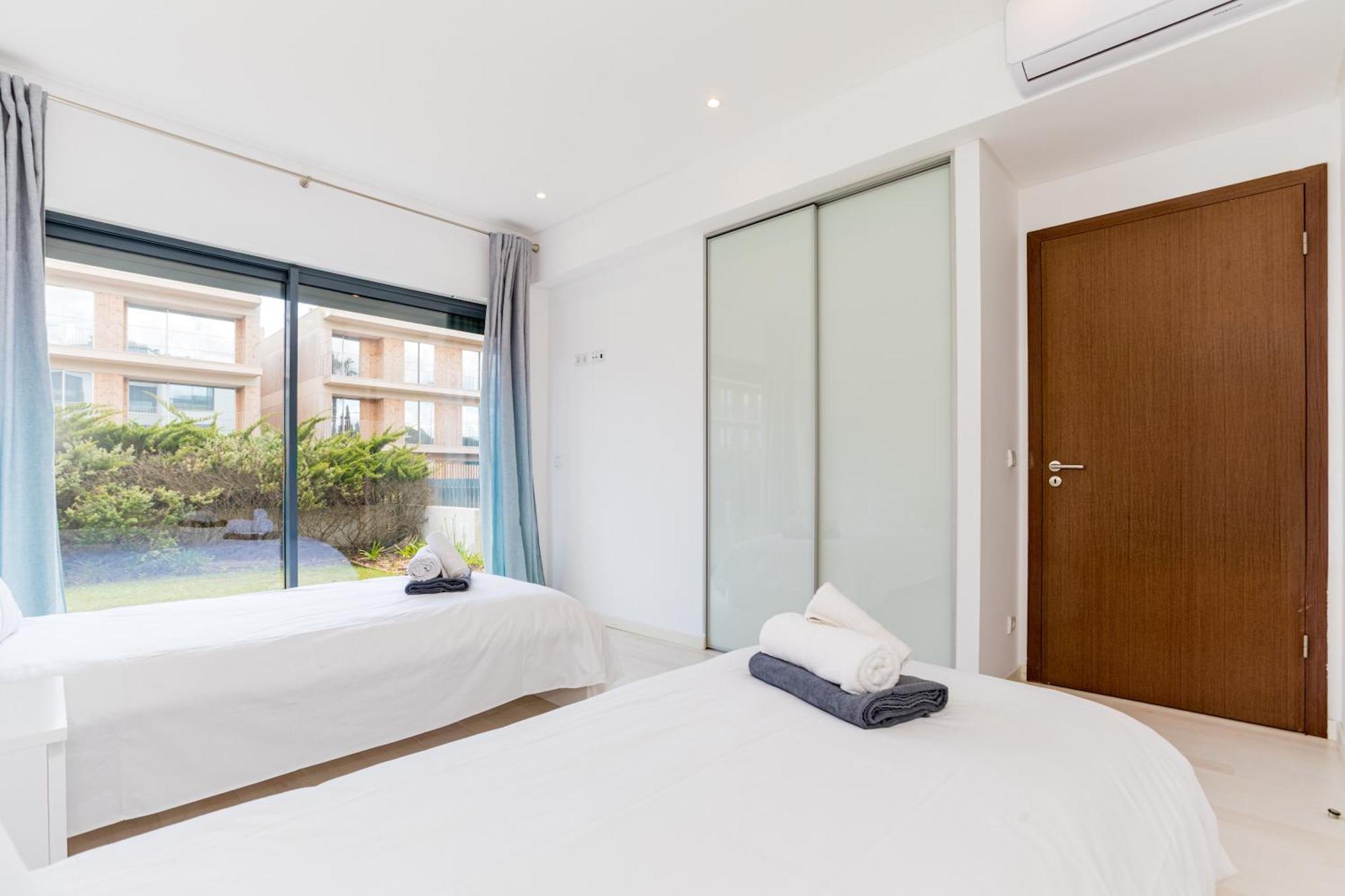Cavalo Preto Luxury Beach Apartment By Golden Zenith Quarteira Extérieur photo