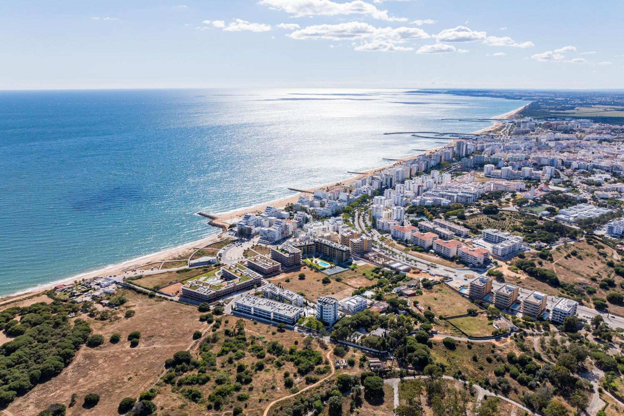 Cavalo Preto Luxury Beach Apartment By Golden Zenith Quarteira Extérieur photo